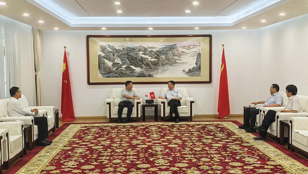 高武久一行拜访北投集团党委书记、董事长李长利